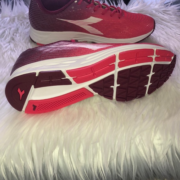 DIADORA Action +3 sneakers NWT - Picture 6 of 8